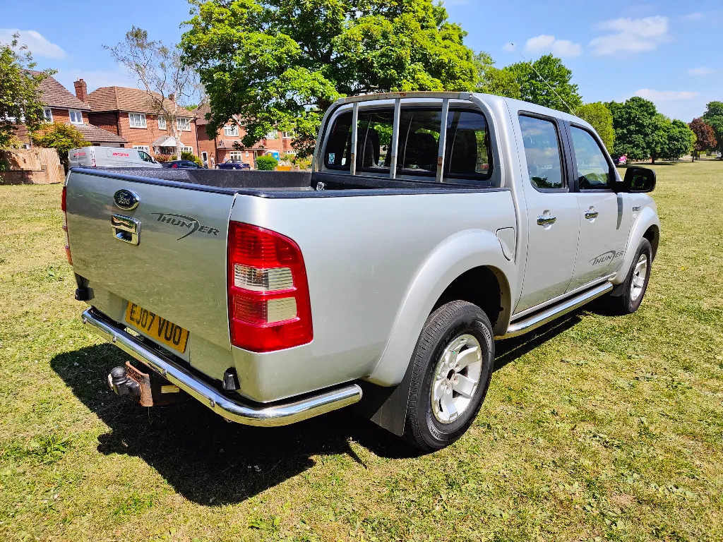 EJ07 VUO Ford Ranger Thunder D/C 4WD Pickup