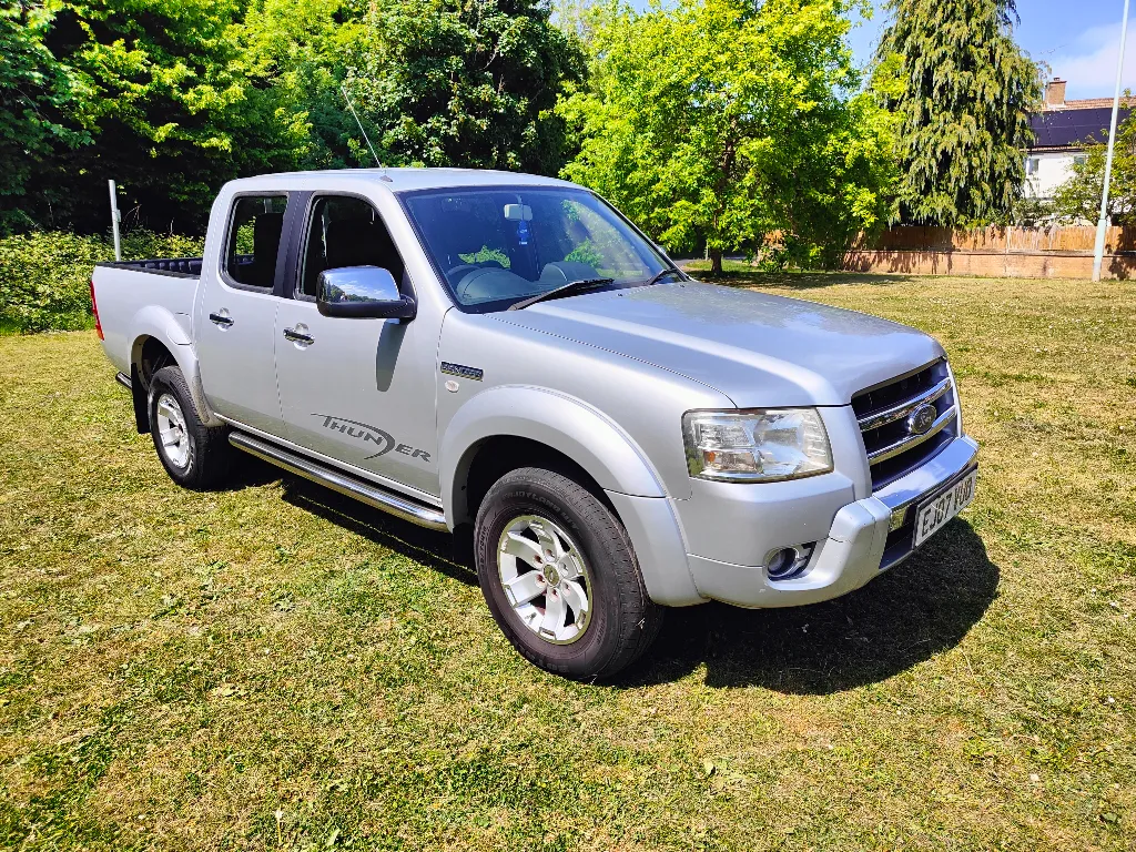 EJ07 VUO Ford Ranger Thunder D/C 4WD Pickup