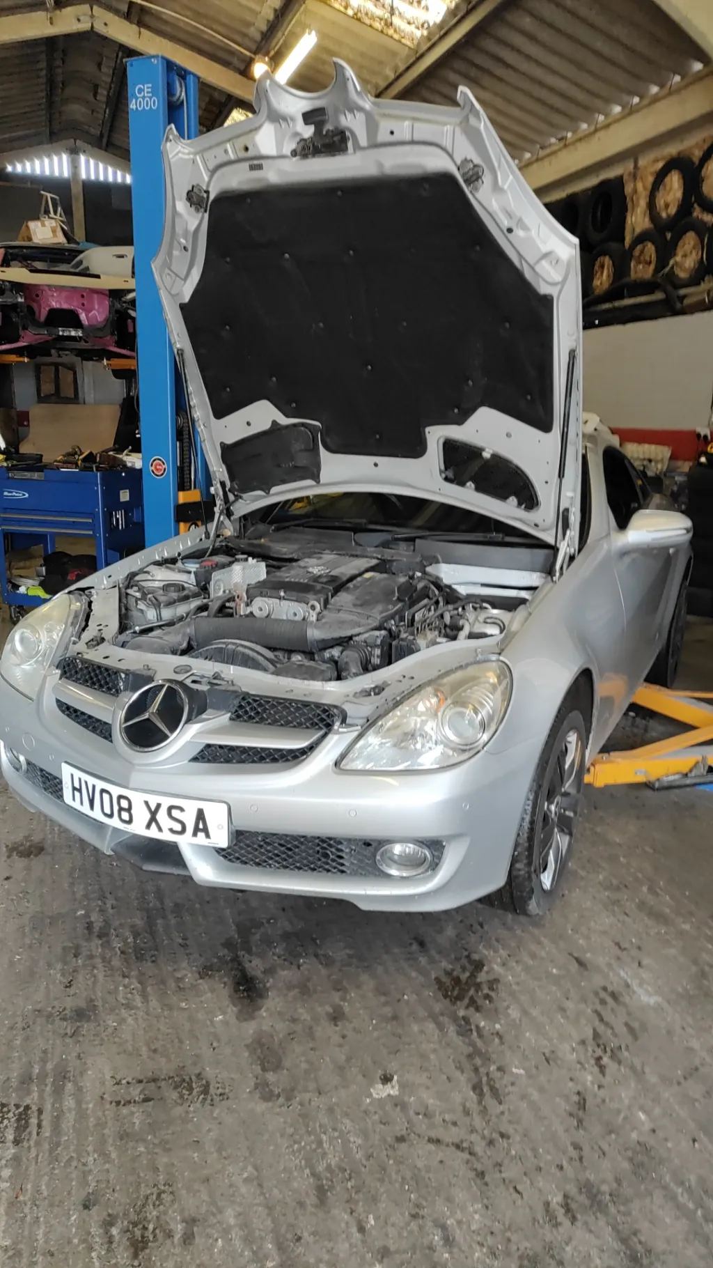 HV08 XSA Mercedes SLK200
